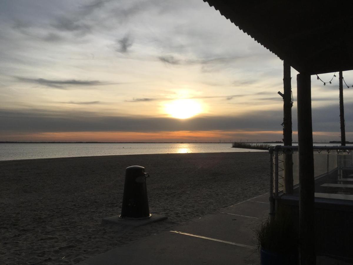 Woonboot 4 Harderwijk Otel Dış mekan fotoğraf
